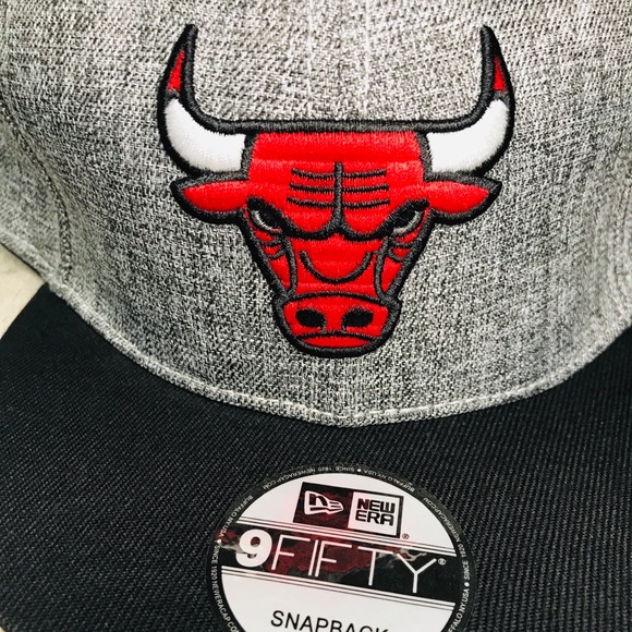 Chicago Bulls NBA Flat Bill Hat Cap SnapBack - Picture 2 of 6